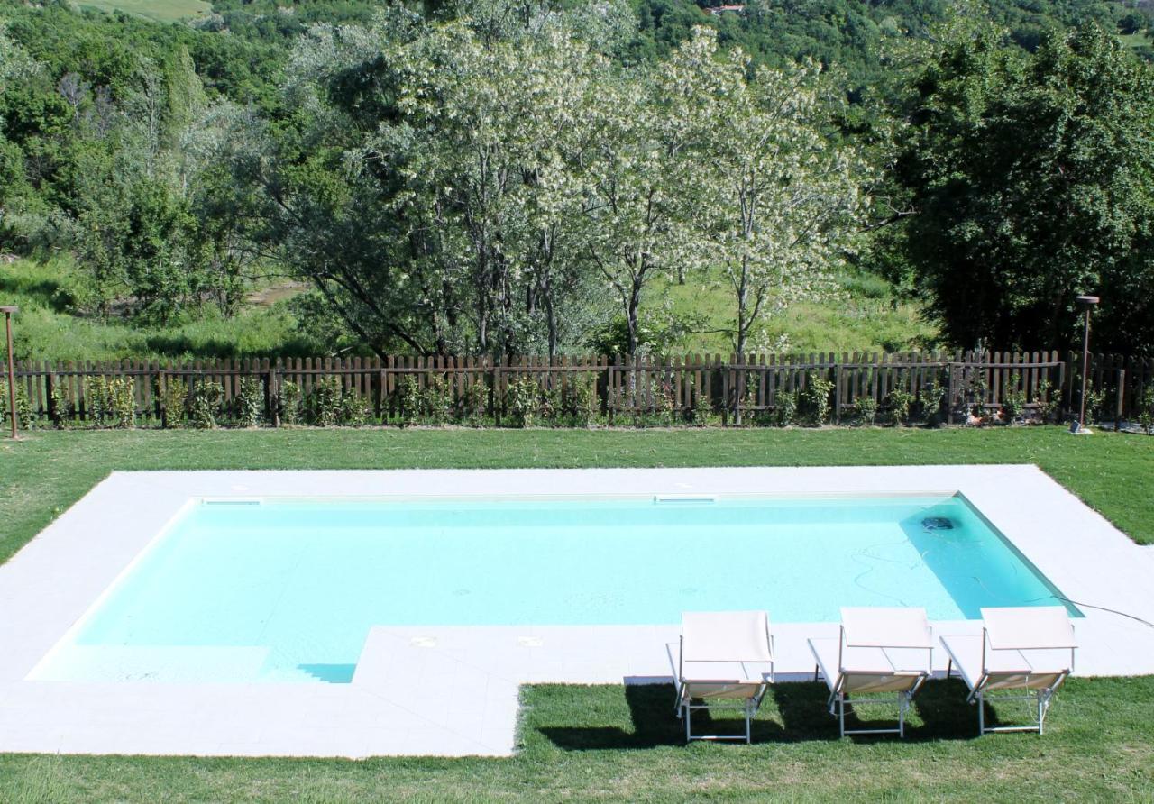 Podere Fabbrani Bed & Breakfast *